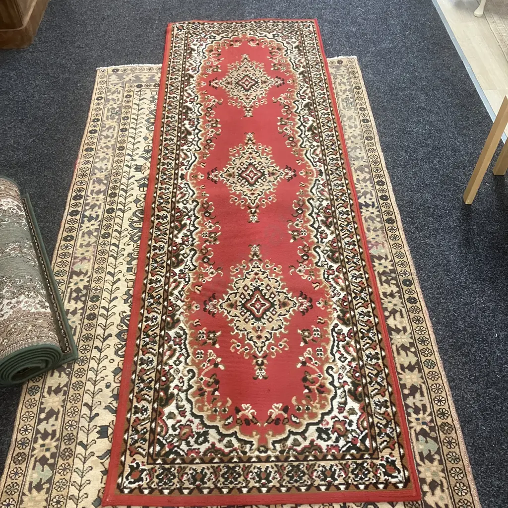 Green & Red Polypropylene Carpet Runners X 2. 80 x 250 Image 1++