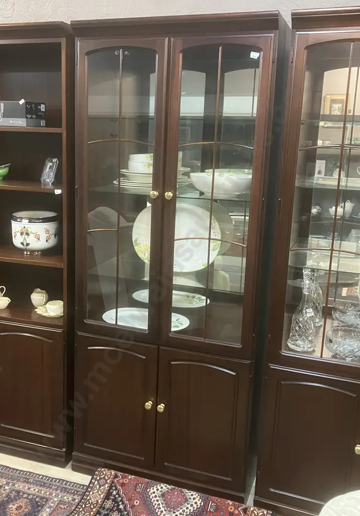 Mahogany 4 Door Display Cabinet With Astragal Doors. Mirror Backed, Adjustable Glass Shelves. H200 W81 D42cm Image 1++