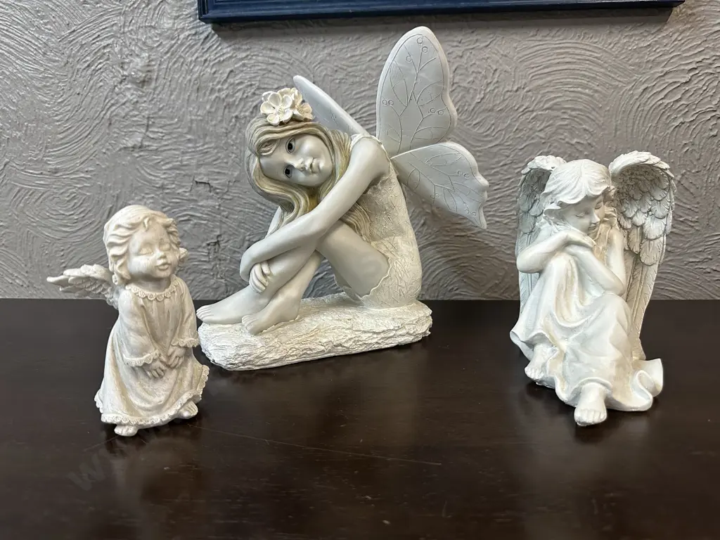 White Resin Garden Fairy & Cherub Figurines Image 1++