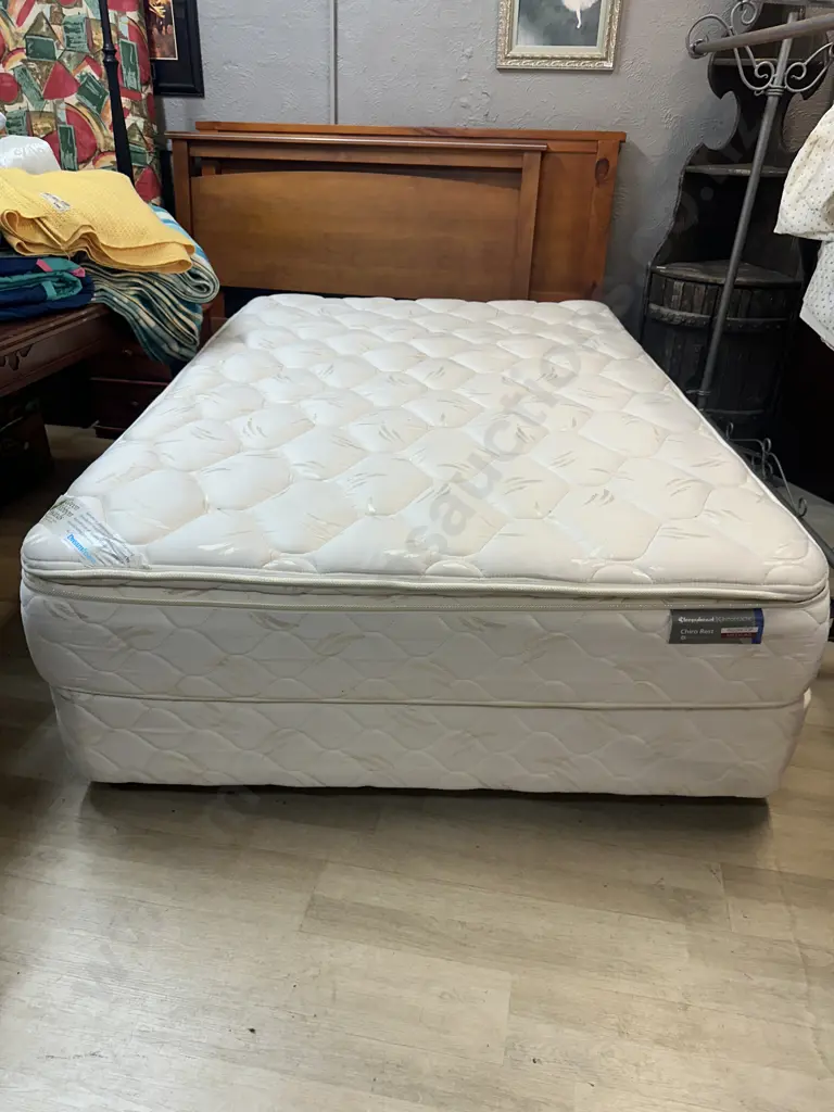 Sleepyhead Chiropractic Double Size Mattress & Base - Chiro Rest Pillow Top Medium. 200 x 135 Image 1++