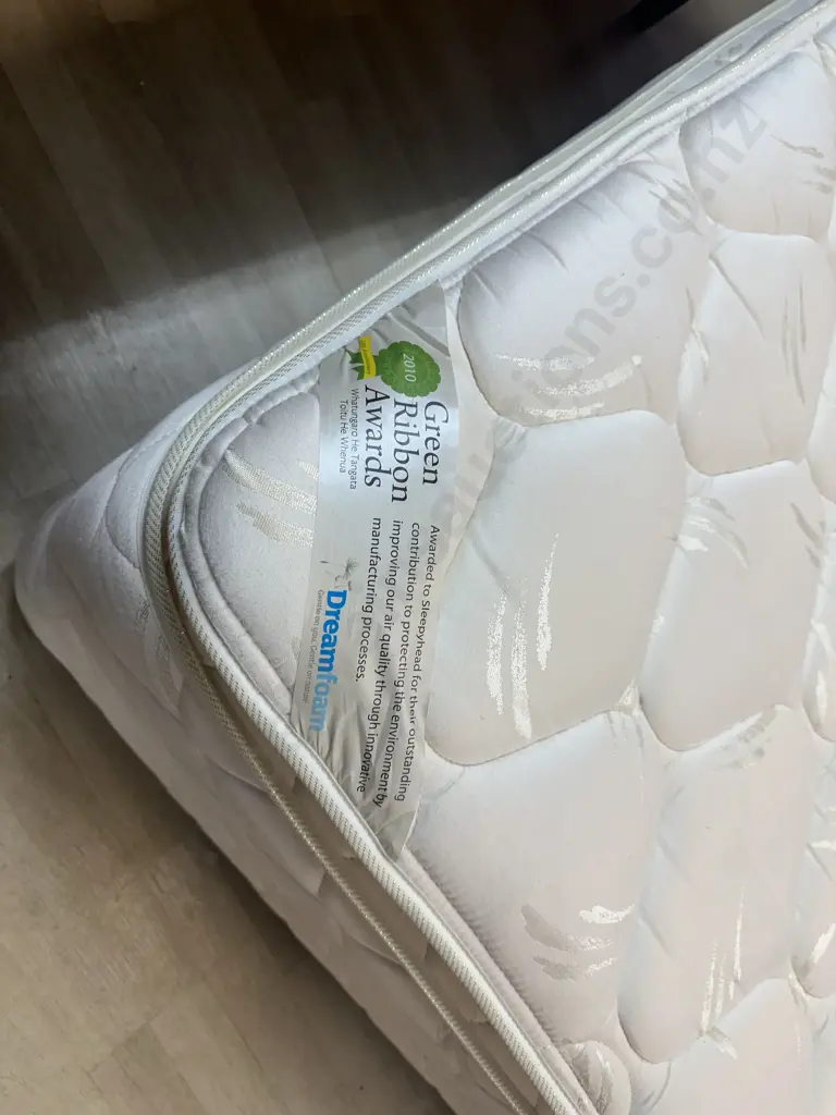 Sleepyhead Chiropractic Double Size Mattress & Base - Chiro Rest Pillow Top Medium. 200 x 135 Image 1++