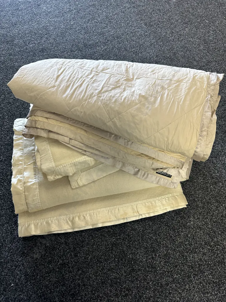 Suntex Blanket, Domani Coverlet & Homelife Blanket Image 1++