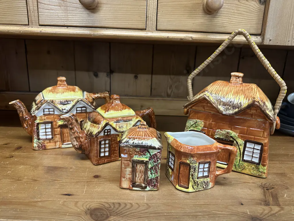 Selection Of Vintage Price Kensington 'Ye Olde Cottage'  Biscuit Barrel, Teapots Etc Image 1++