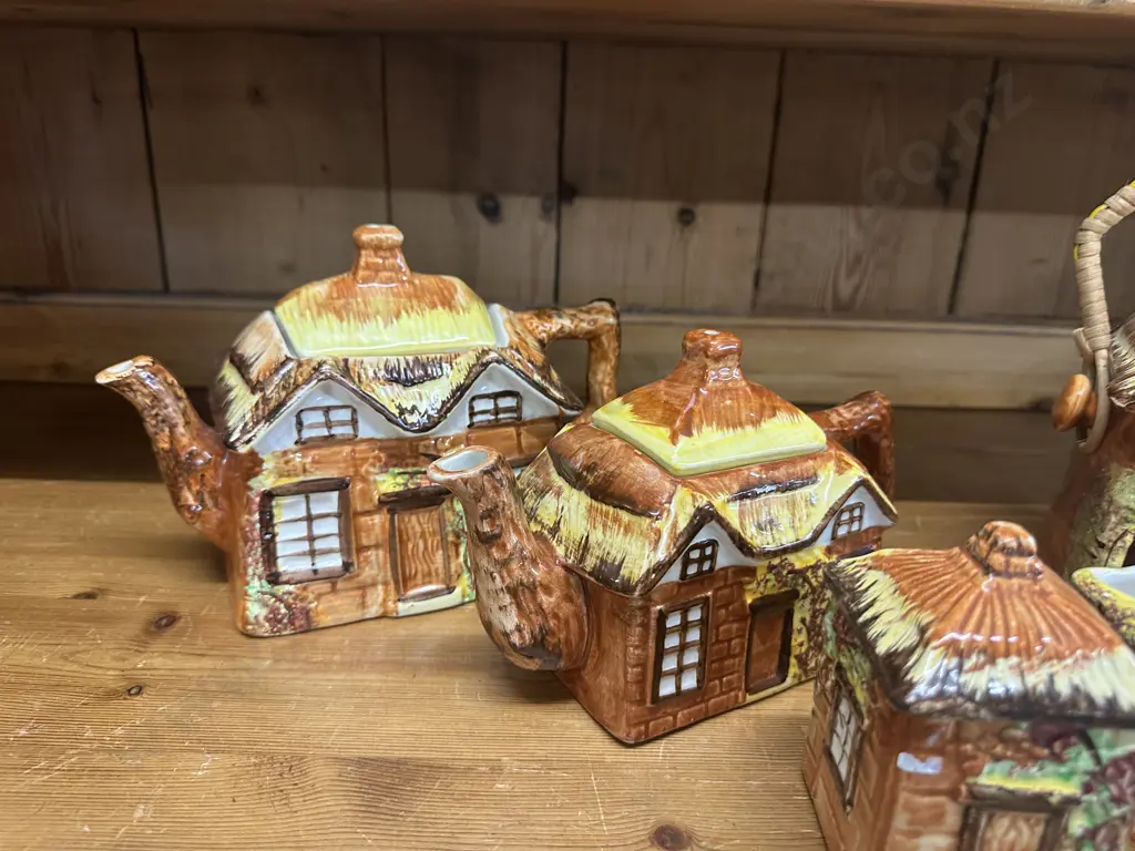 Selection Of Vintage Price Kensington 'Ye Olde Cottage'  Biscuit Barrel, Teapots Etc Image 1++
