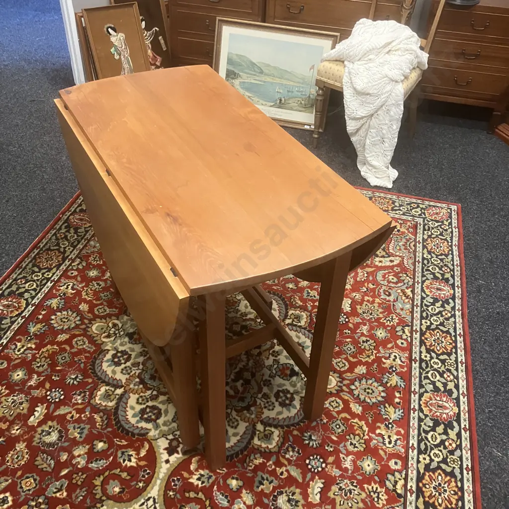 Kauri Gate Leg Oval Table. H76 W133 D98.5cm Image 1++