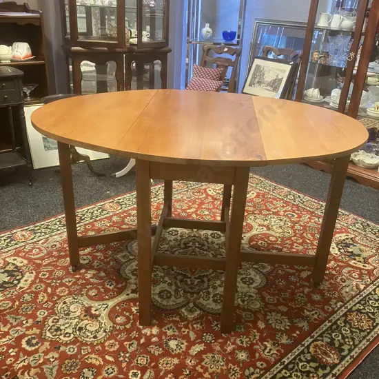 Kauri Gate Leg Oval Table. H76 W133 D98.5cm