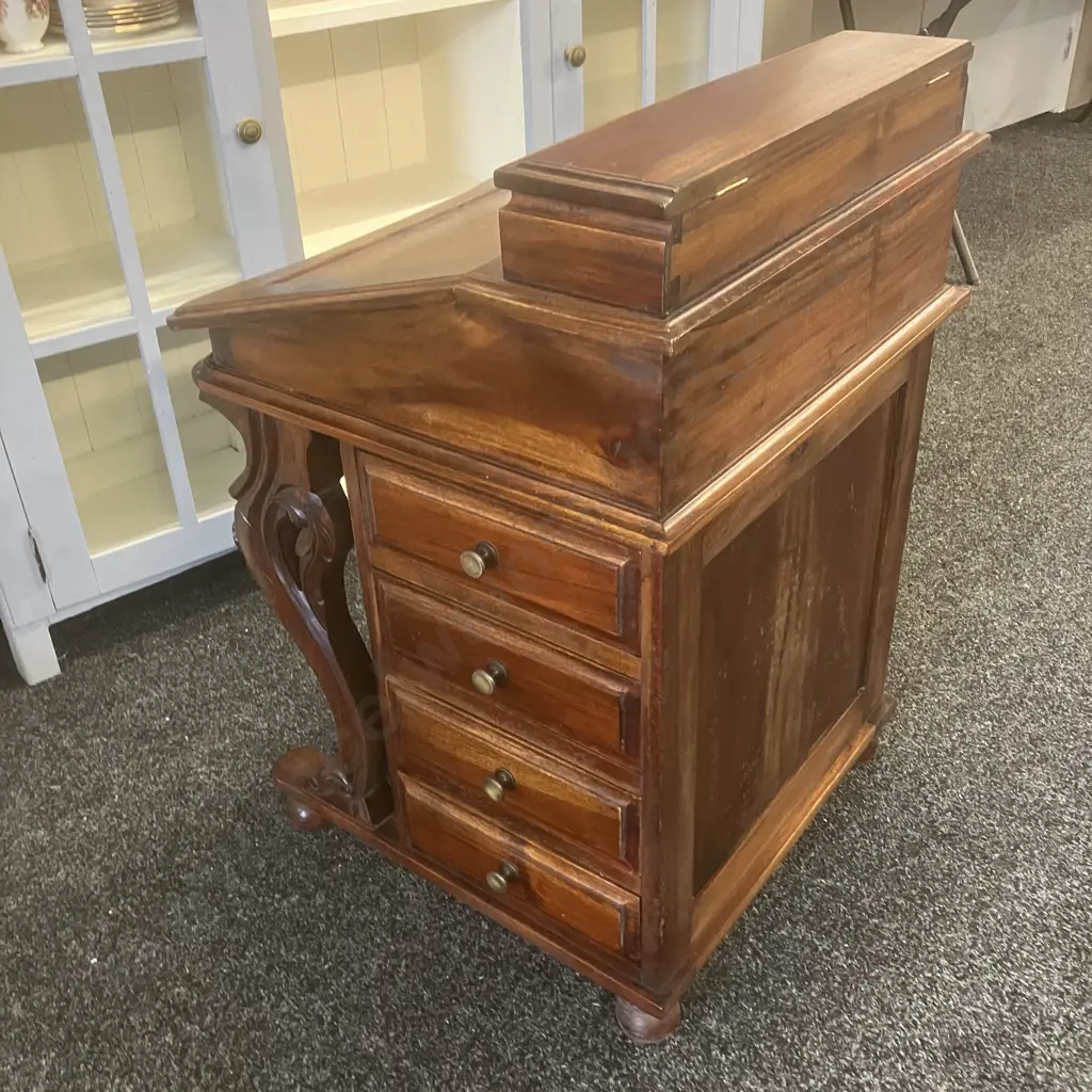 Davenport Desk - 16 Drawers. H82 W53.5 D54cm Image 1++