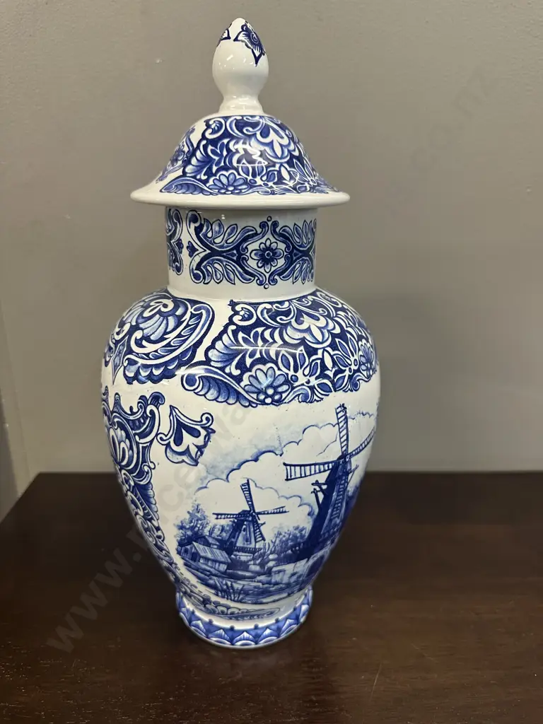 T.Delfts Blue & White Porcelain Lidded Ginger Jar H38cm. Image 1++