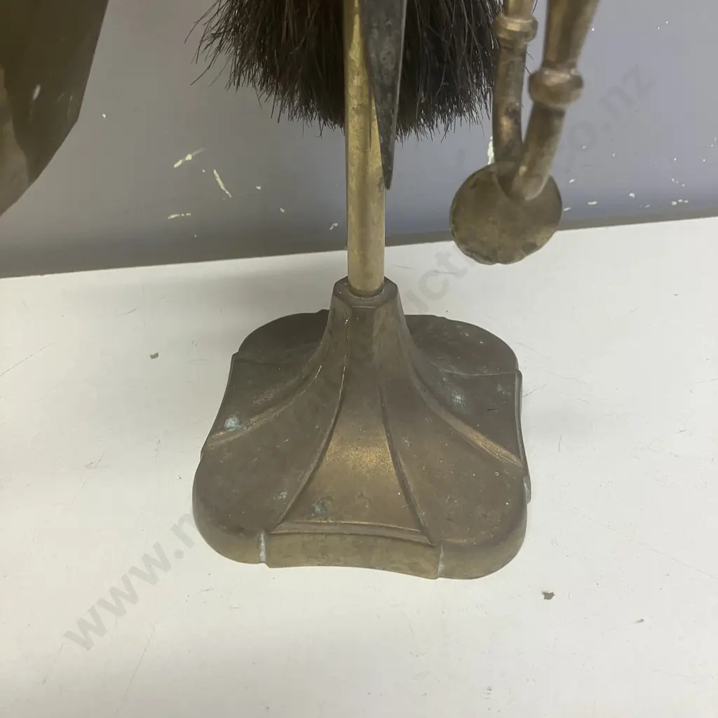 Brass Fireside Companion Set. H79cm Image 1++