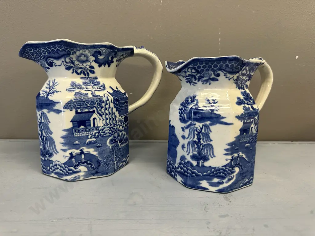 Blue & White Willow Pattern Jugs Including Wedgwood & Co & Staffordshire Image 1++