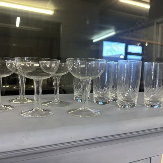 Crystal Glasses Including Hollow Stem