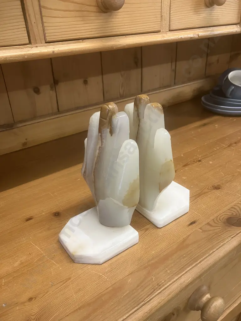 Vintage Hand Shaped White Carved Onyx Marble Stone Bookends. H19 W9 D9cm Each Image 1++