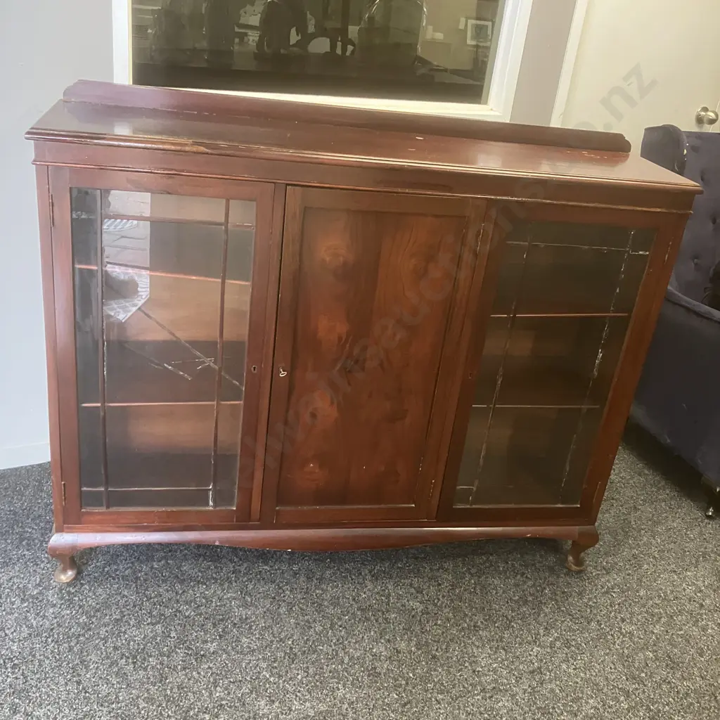 Mahogany Queen Anne Style Sideboard Two Astragal Doors, Key (As Found). H111 W137 D33cm Image 1++