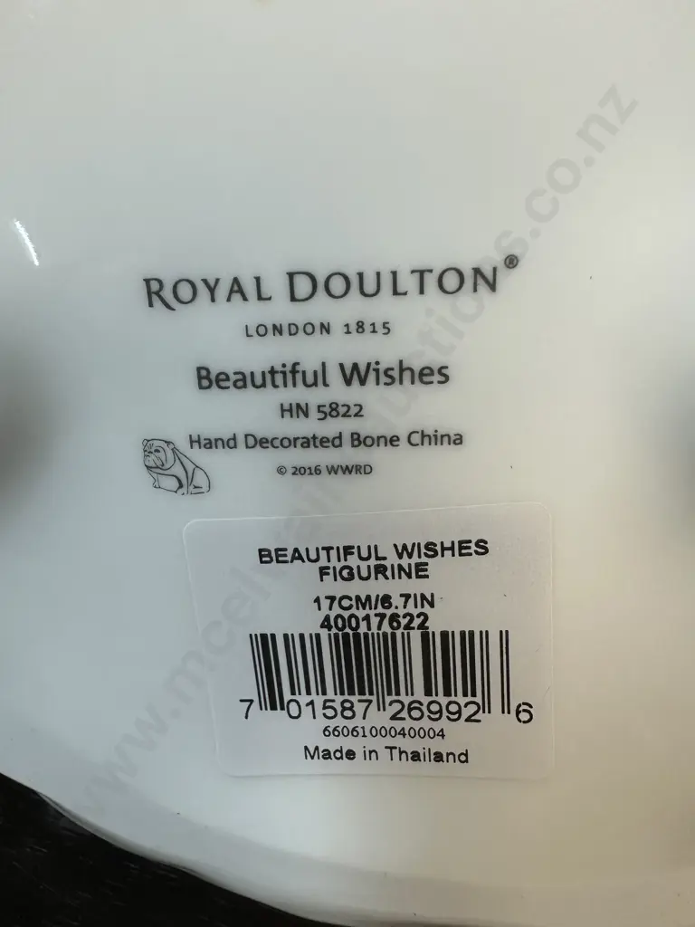 Royal Doulton 'Beautiful Wishes' #HN5872 H18cm. Image 1++