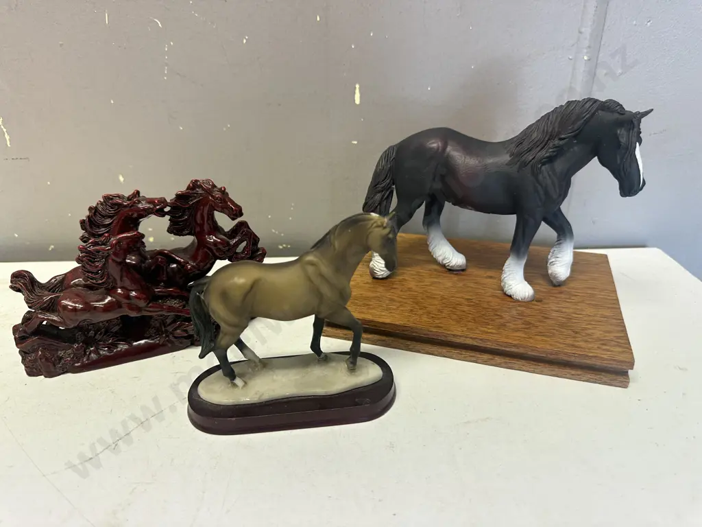 Selection Of Horse Figurines Image 1++