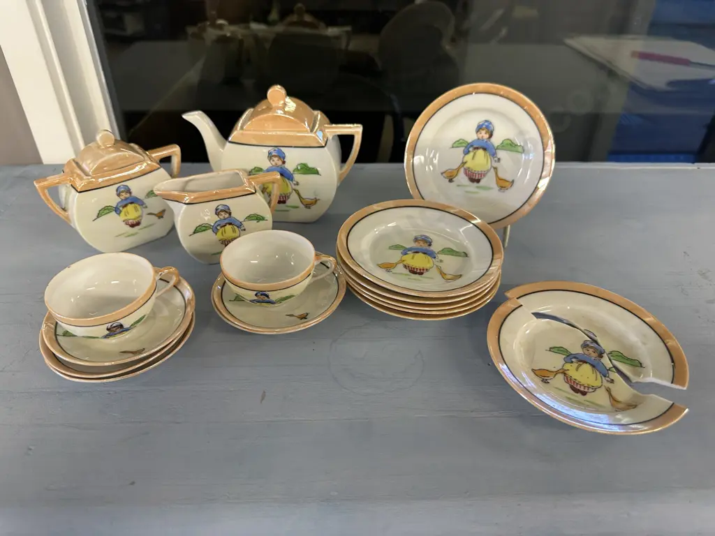 Vintage Miniature Hand Painted Porcelain Part Tea Set (af to 1x Plate) Image 1++