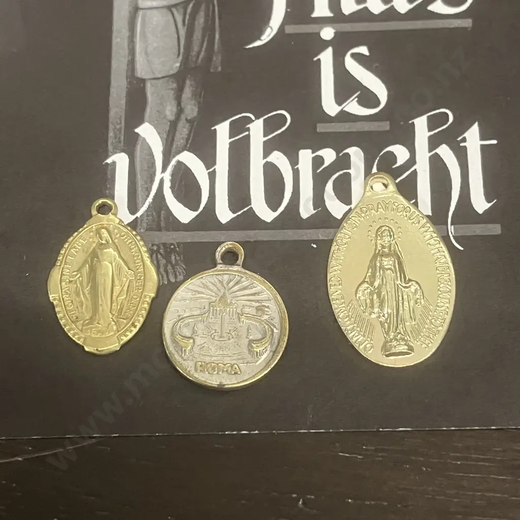 Vintage Our Lady of Lourdes Figurine H15cm, Holy Water Font, A Bible & Assorted Religious Items Image 1++