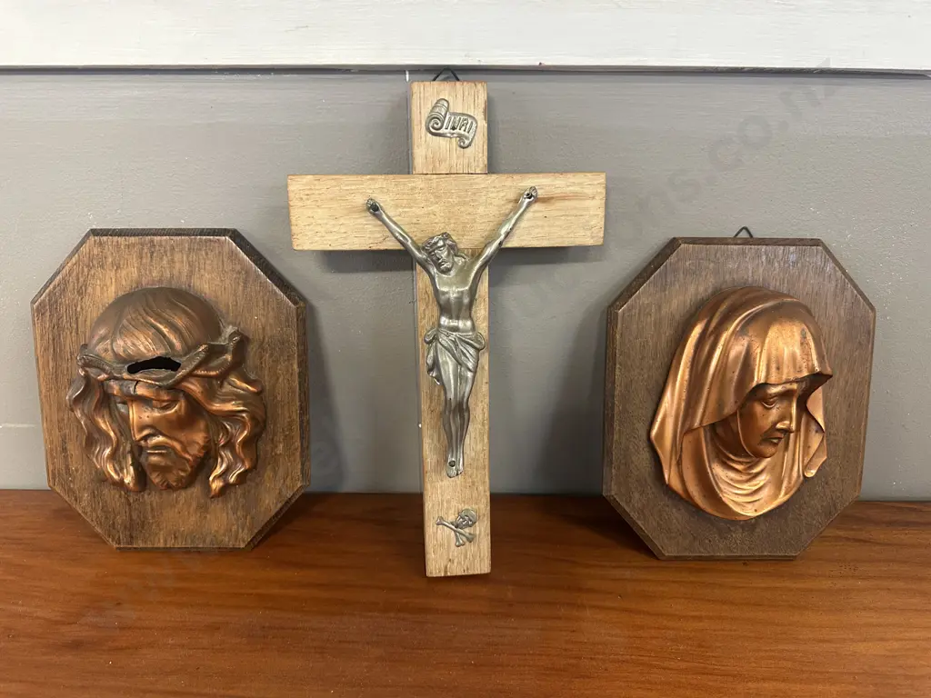 Vintage Wooden Pectoral Crucifix With INRI and Skull & Crossbones. L28cm Image 1++