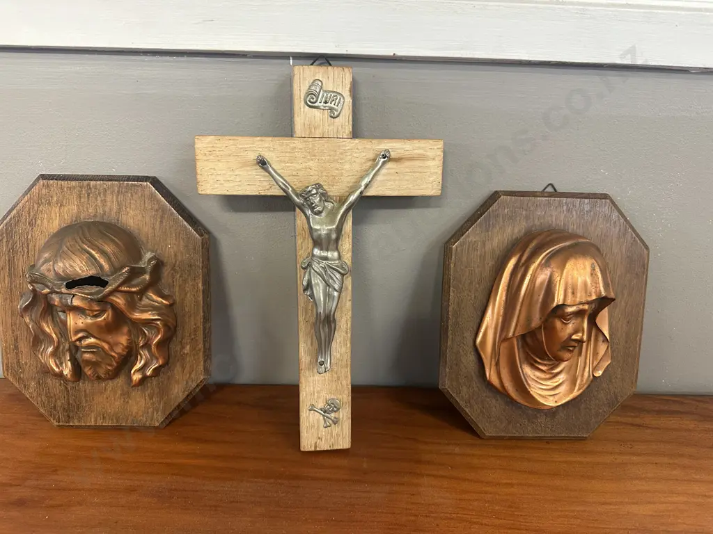 Vintage Wooden Pectoral Crucifix With INRI and Skull & Crossbones. L28cm Image 1++