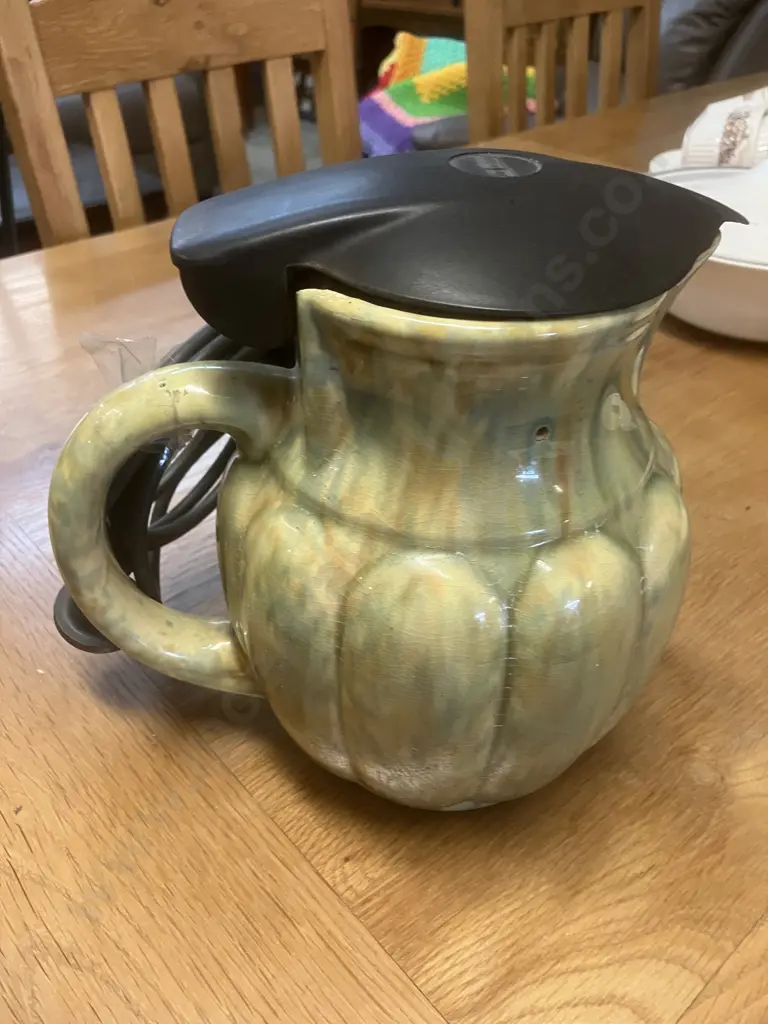 Temuka Ware Pottery Electric Jug,  "Hi.Speed" On Lid, Majolica Type Glaze, Impressed Mark to Base (As Found Condition) Image 1++