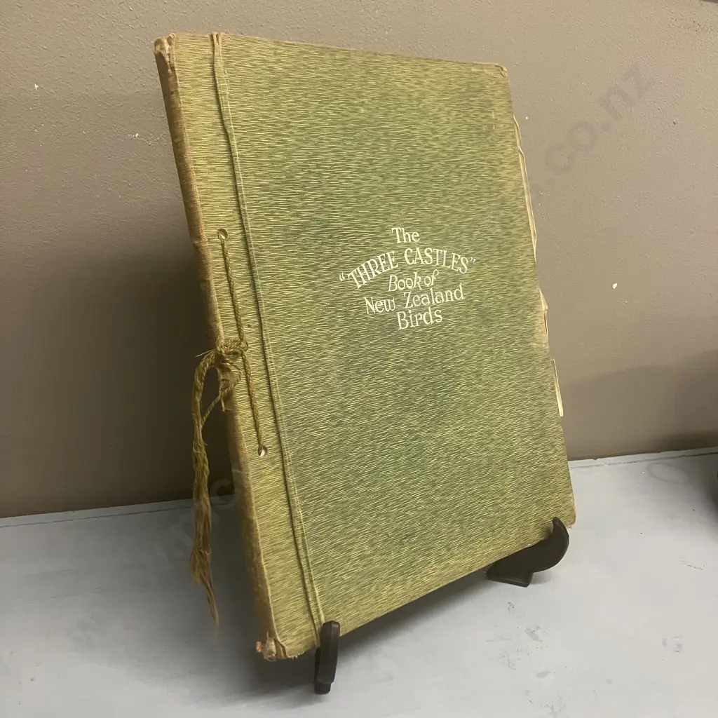 The "Three Castles" Book of New Zealand Birds, 1920 First Edition Hardback Binder, Coulls Somerville Wilkie Dunedin Image 1++