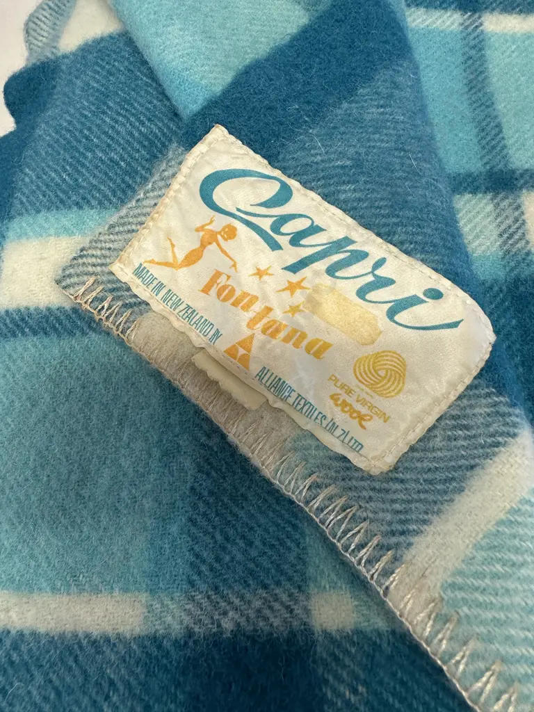 Vintage Woollen Blankets Capri Fontana Blue/Cream Tones  Image 1++