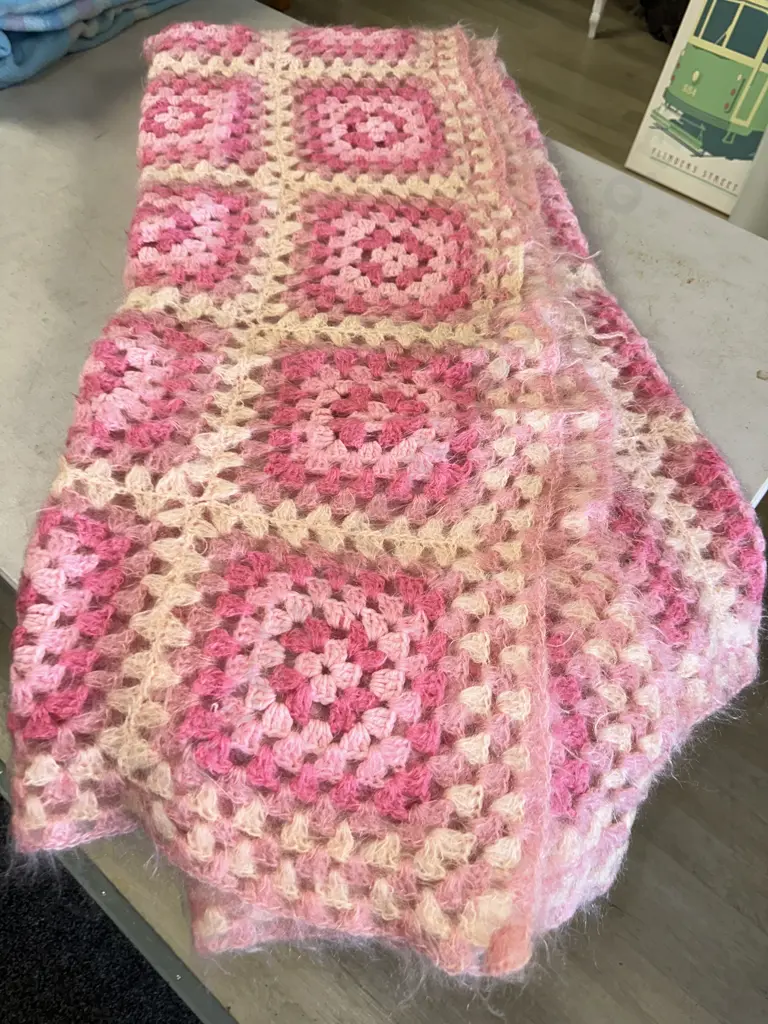 Pink & Cream Crochet Blanket/Throw Image 1++