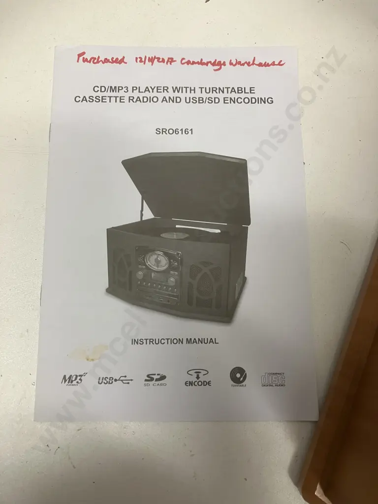 Classical Model SR06161 Turntable With CD/MP3, Radio, SD/USB & Cassette Image 1++