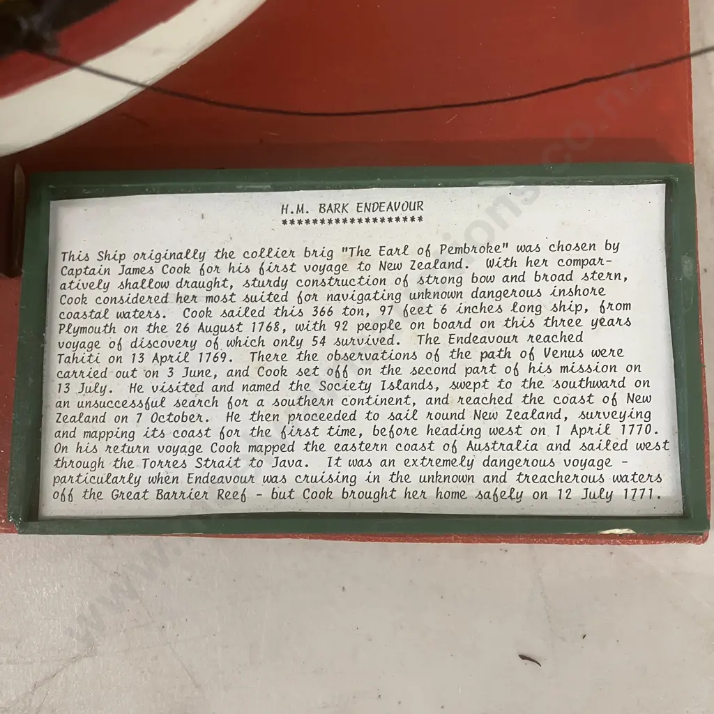 H.M. Bark Endeavour Wooden Model - Commanded by Lieutenant James Cook on First Voyage to NZ & AUS 1769-1771. L84cm Image 1++