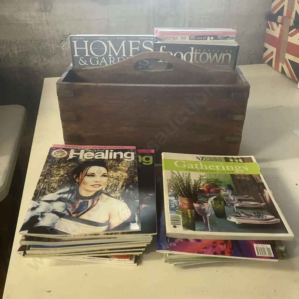 Wooden Box With Centre Carry Handle & Brass Corner Straps. H22 W45.5 D22cm Asstd Magazines - Home & Garden, FoodTown Et Image 1++