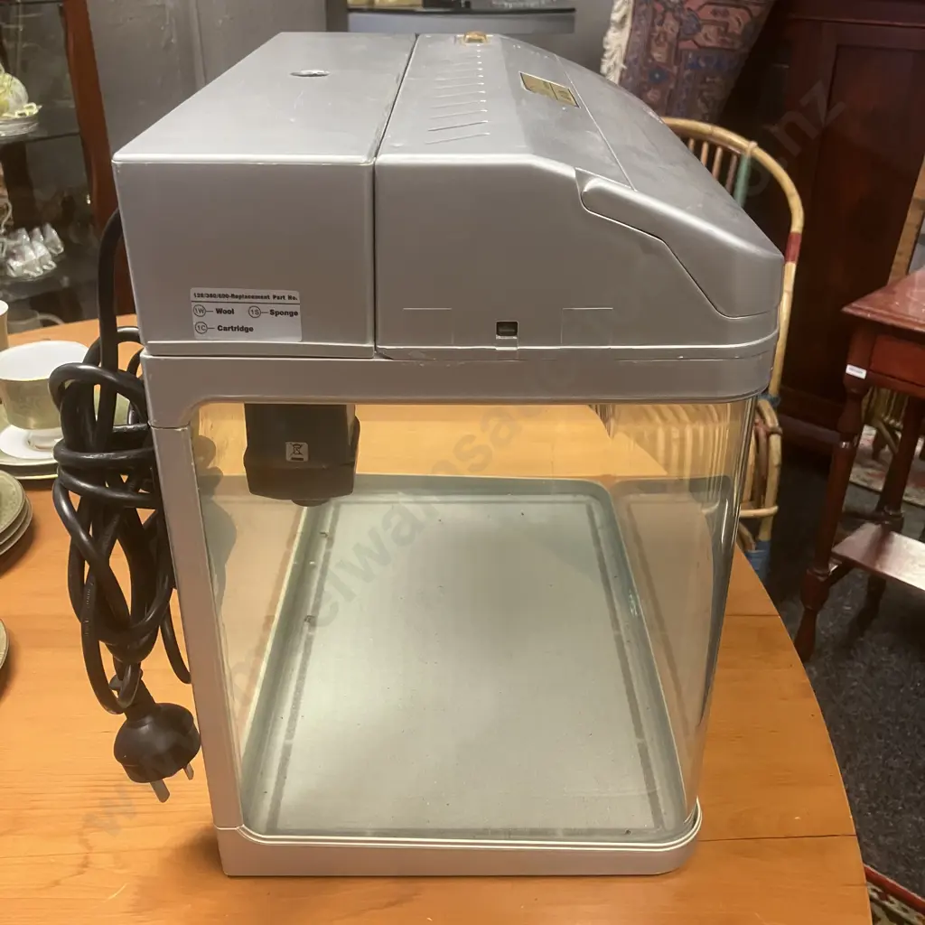 Aqua One AR-126 Aquarium Tank. H36 W37 D25cm Image 1++