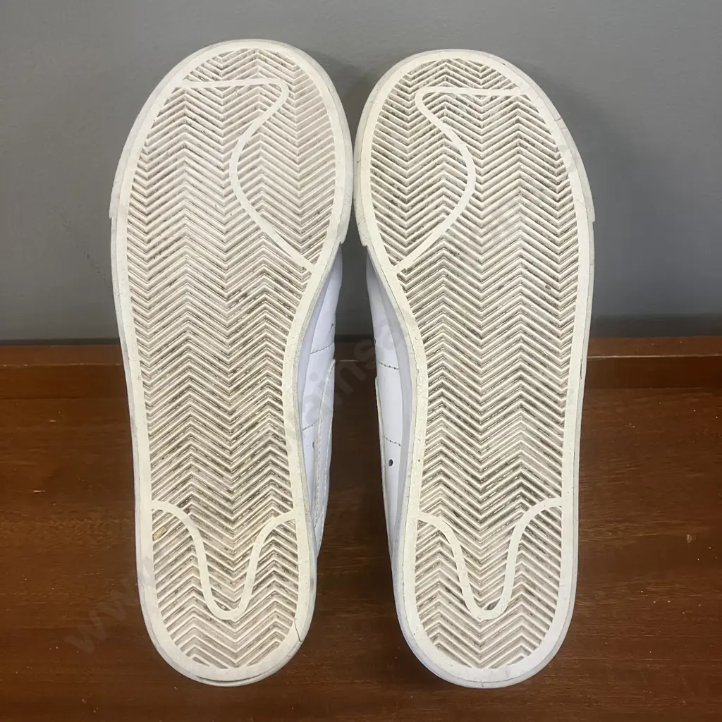 Nike Blazer Low Platform White-White DJ0292-100 Sneakers Women's Size UK 5.5 Image 1++