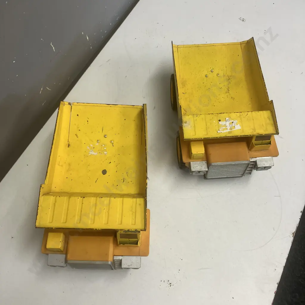 Pair of Rare Vintage Kai Yip Pressed Steel KY Giant Load GL-190 Mining Dump Trucks. 13 x 24.5cm Image 1++