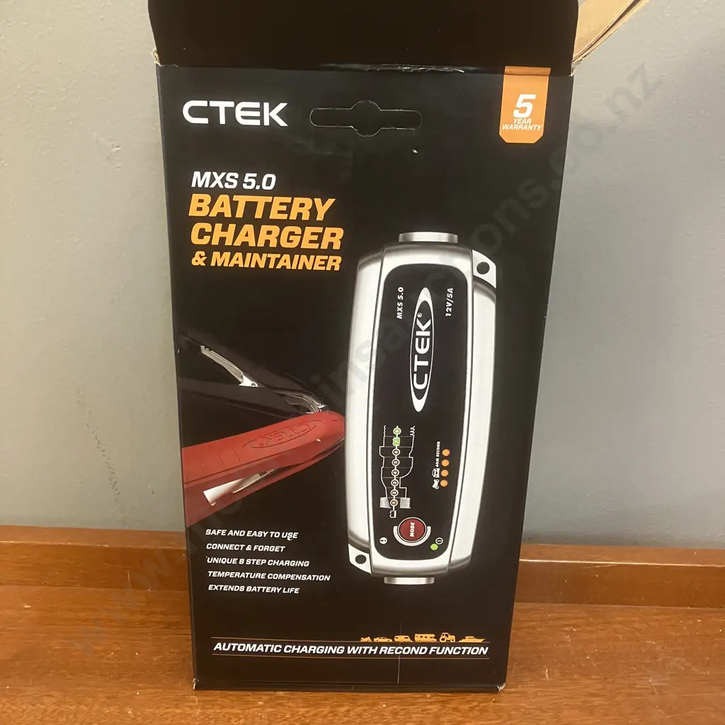 CTEK Battery Charger 12v 5 Amp 8 Stage - MXS5.0 Image 1++