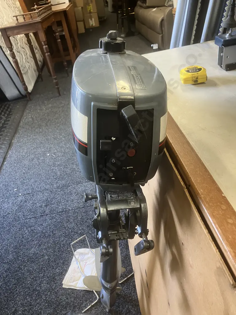 Yamaha 2C Outboard Motor S/N 014789 (20/12/88) With Manual, Tools Etc Image 1++