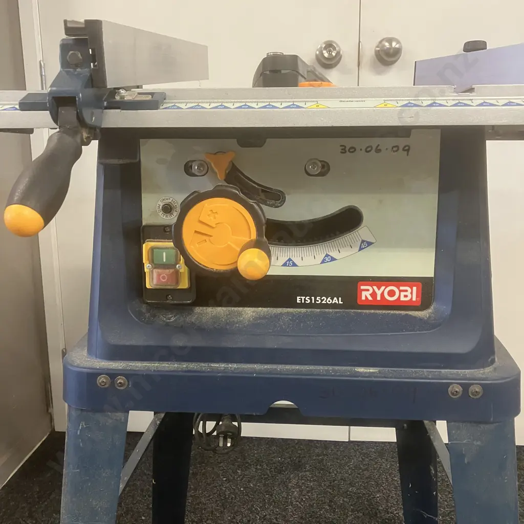 Ryobi 1500W, 254mm (10-inch) Table Saw Model ETS1526AL Image 1++