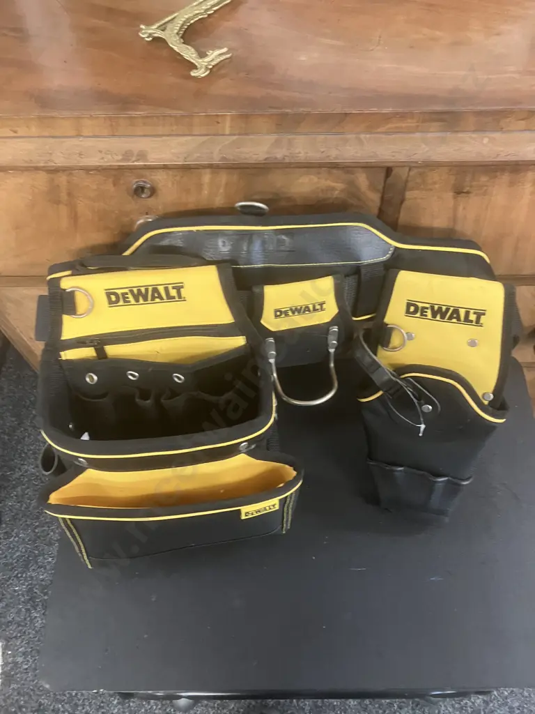 DeWalt Carpenters Apron Full Rig Tool Belt DWST1-75552 Image 1++