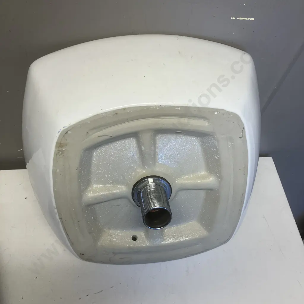 Sink & Assorted Tap Ware Image 1++