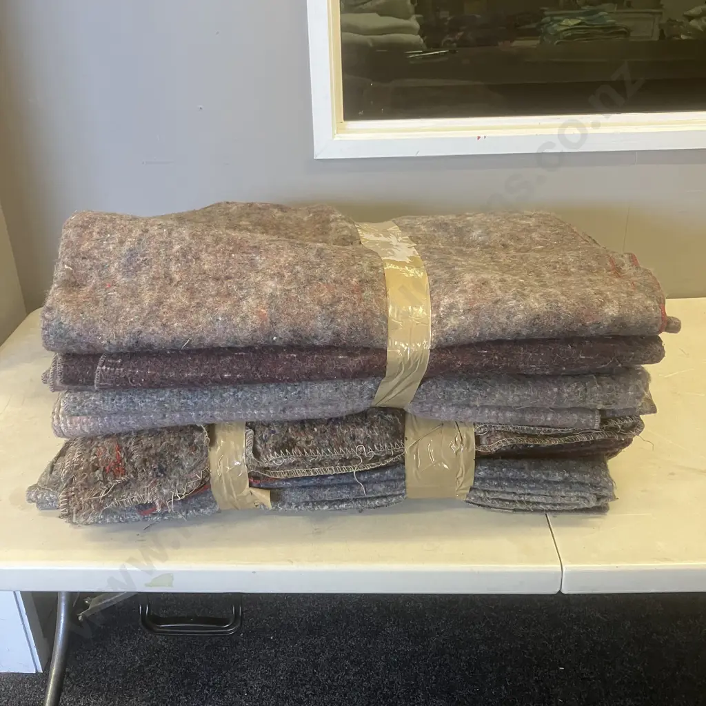 Lot of Ten Furniture Blankets Image 1++