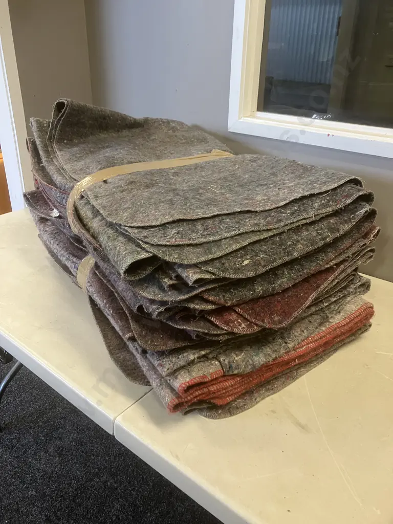 Lot of Ten Furniture Blankets Image 1++