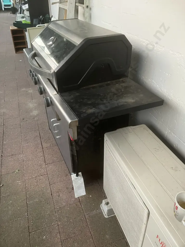 Gascraft Roma 4 Burner Hooded BBQ With Side Burner & Utensils Image 1++