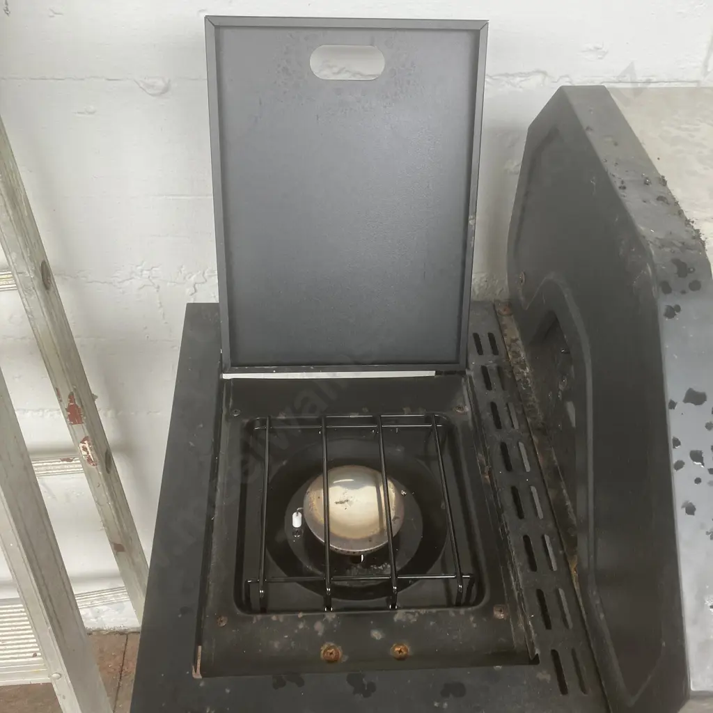 Gascraft Roma 4 Burner Hooded BBQ With Side Burner & Utensils Image 1++