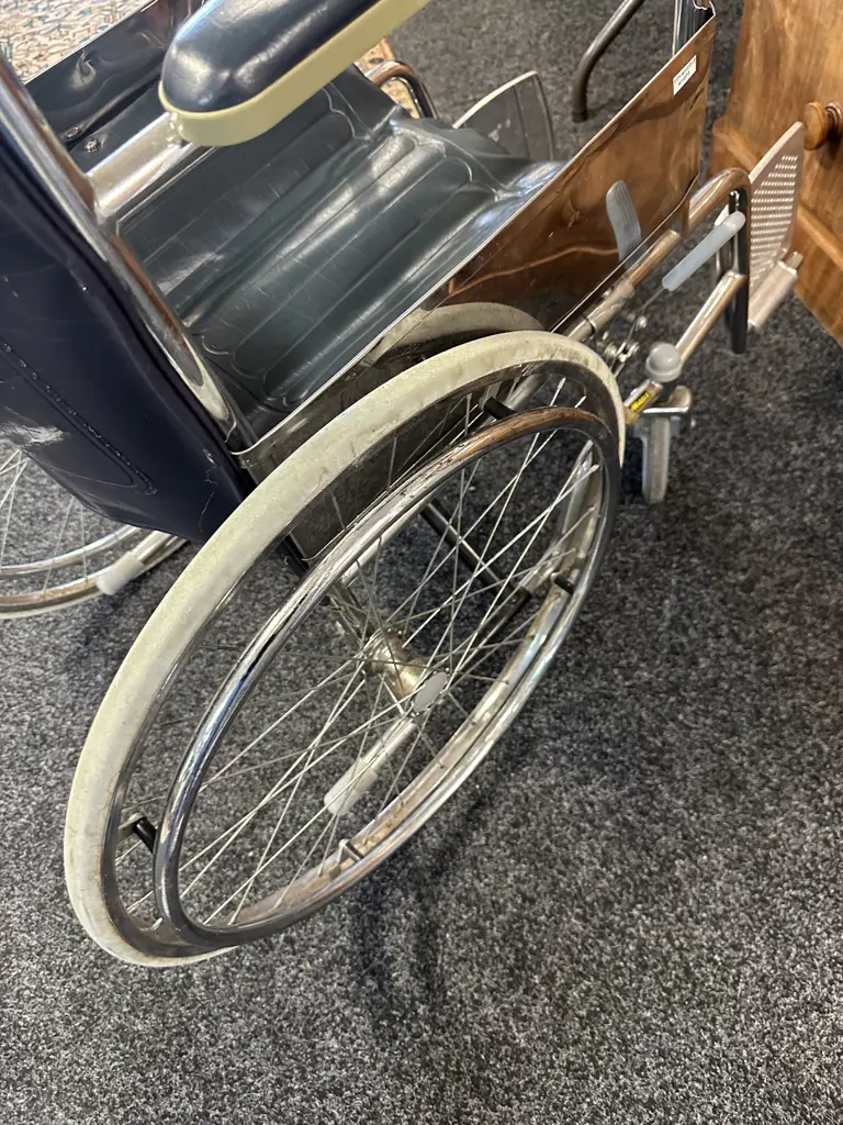 Ezy Wheels Wheel Chair Image 1++