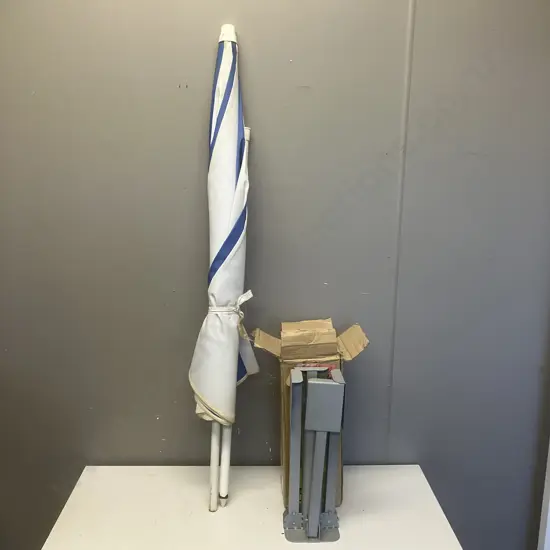 Beach Umbrella With Folding Umbrella Stand