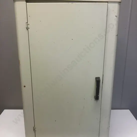 Metal Single Door Cabinet. H77.5 W46 D29cm