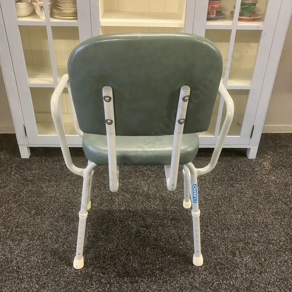 Cubro Adjustable Shower Chair Image 1++