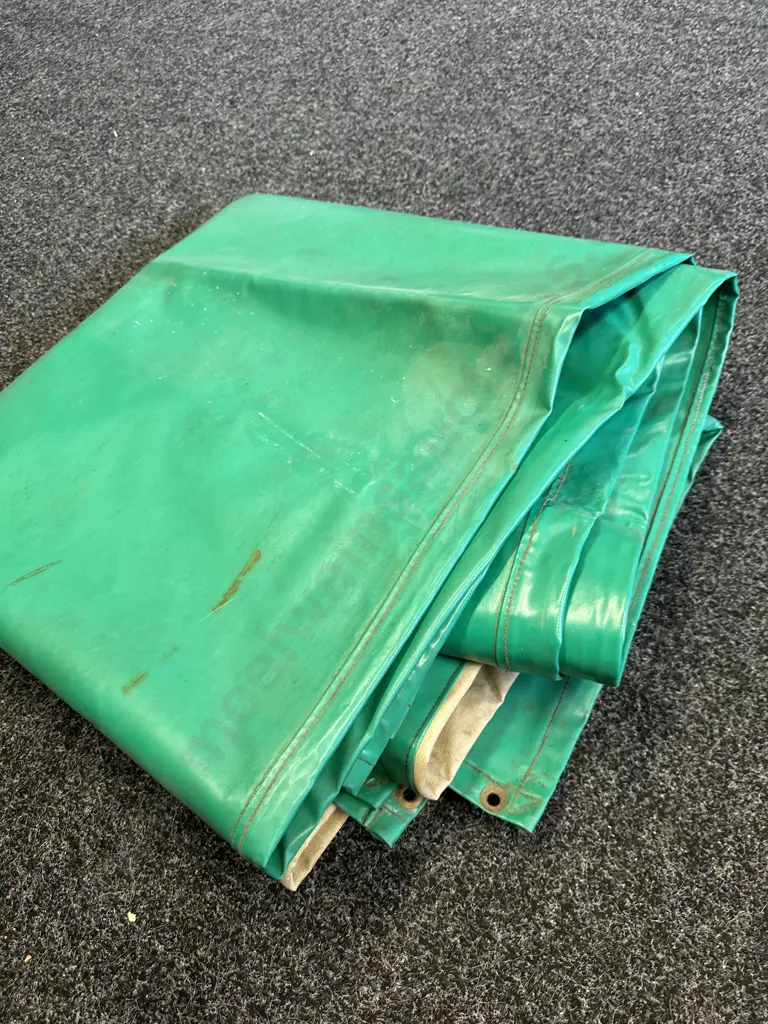 Large Green Tarp 430x240cm. Image 1++