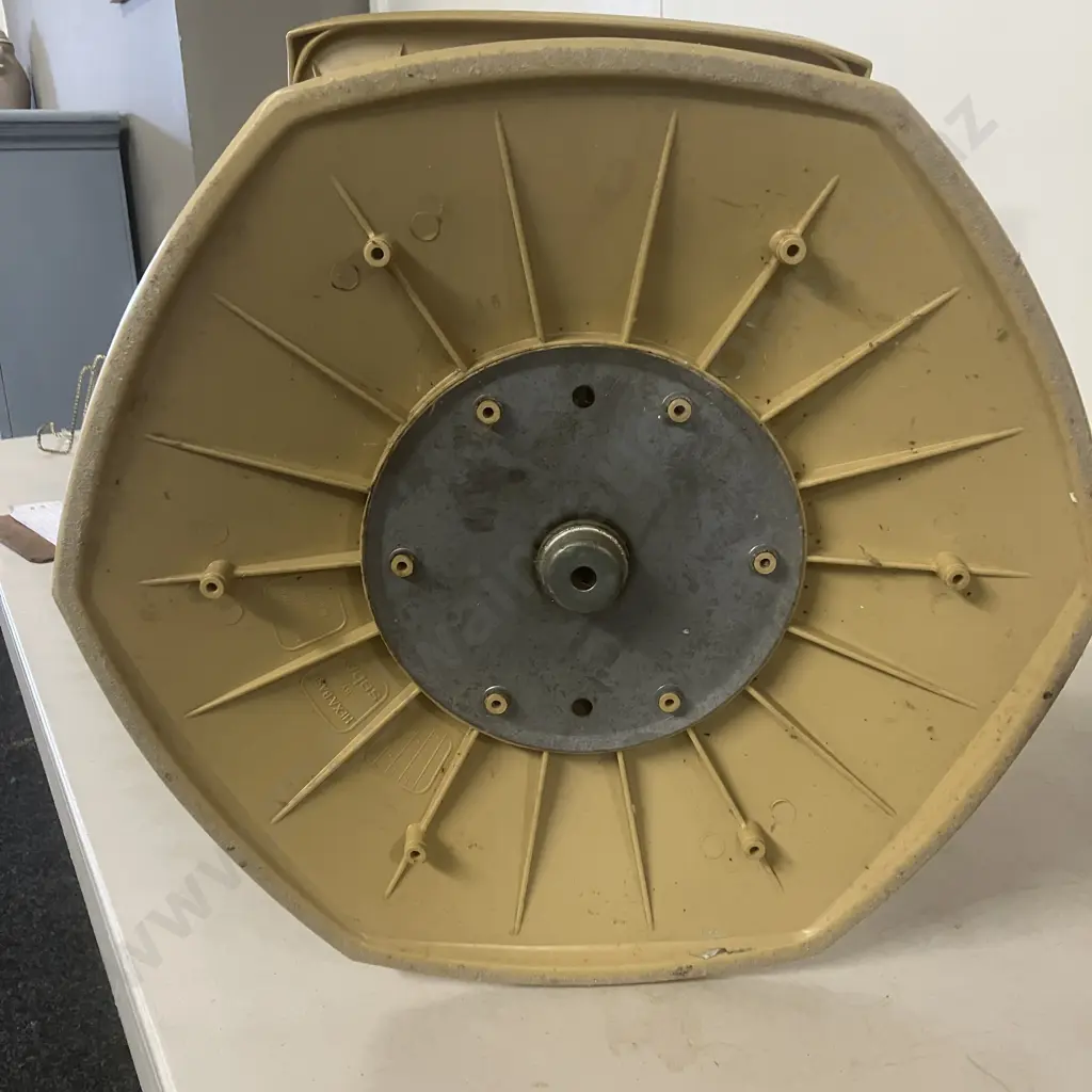 Mid-Century Modern Sebel Slim'n Comfy Swivel Chair With Hex Base Image 1++