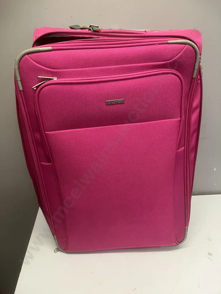 Pink Lanza Rolling Suitcase With 2 Bags Image 1++