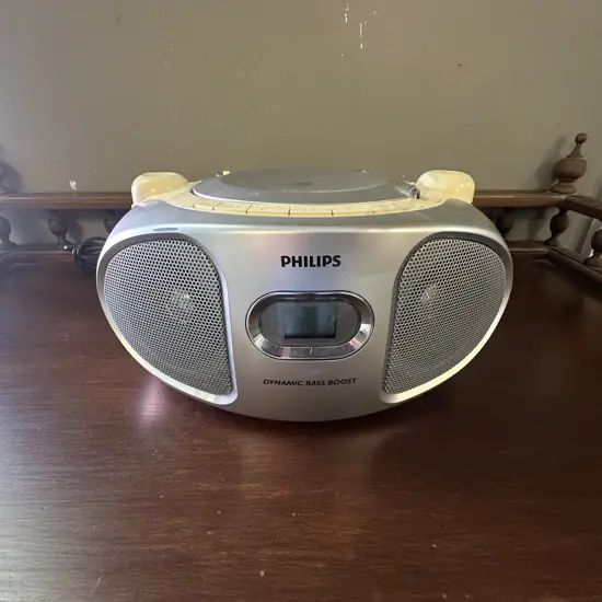 Vintage Phillips Portable CD Sound Machine Model AZ102S/79